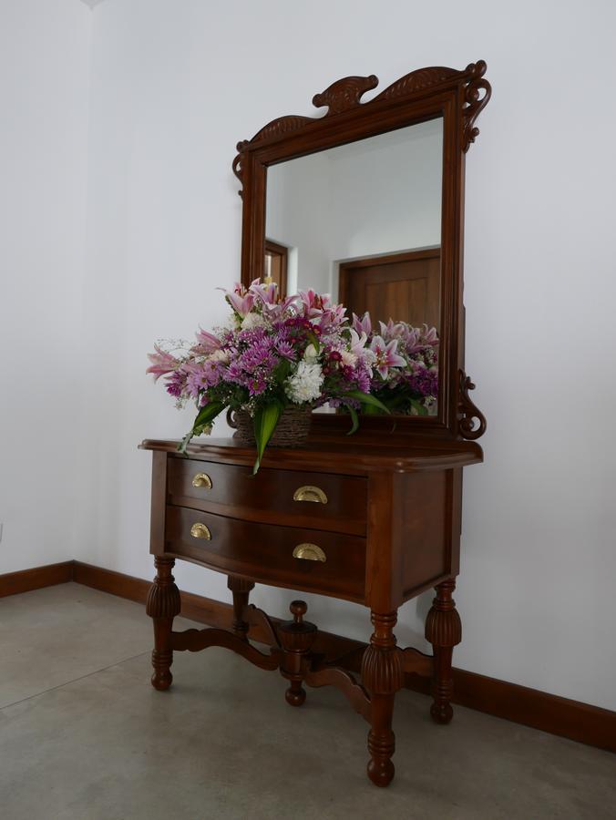 Villa Nilmalee Gampola Bagian luar foto