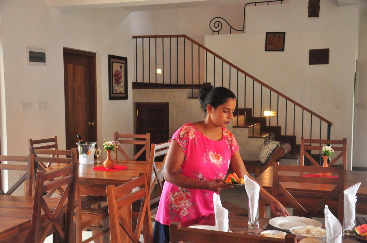Villa Nilmalee Gampola Bagian luar foto